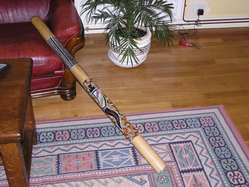 Didgeridoo en bambou fait par &amp;quot;je sais pas qui&amp;quot;. Mon 1er didge...snifff