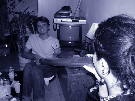 Eeeuuuhh, des choses bizarre faites par Daude sur Mose, qui ne peut plus faire de guimbarde... C'est vraiment louche! Enfin je dis ça, moi je dis rien hein!